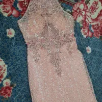 لباس مجلسی|لباس|لار, |دیوار