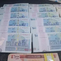 پول و دلار تزئینی