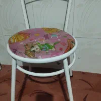 میز تحریر دانش آموز همراه صندلی قیمت ۱۲۰۰۰۰۰تومان