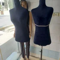 اتاق پرو و تعدادی مانکن و رگال با قیمت مناسب|فروشگاه و مغازه|نجف‌آباد, فاز ۴ شهرک آزادگان|دیوار