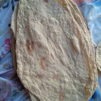 نان خانگی کاملا بهداشتی با آرد سفید و دیم|خوردنی و آشامیدنی|نیشابور, ابراهیم ادهم|دیوار