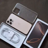 آیفون 16 Pro Max طرح اپل