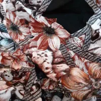 خرده پارچه برای جادکمه ای
