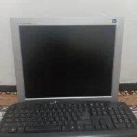 مانیتور LG همراه با کیبورد