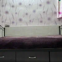 تخت خواب ،ایینه قدی|تخت و سرویس خواب|شیراز, دست خضر|دیوار