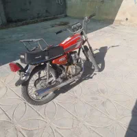 فروش موتورسیکلت ۱۲۵مدل ۱۳۸۲