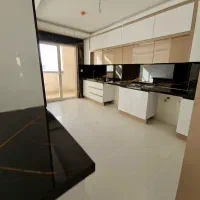 آپارتمان ۱۳۰متر/نوساز/۲خواب/فول امکانات/فول دیزاین