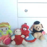 تعدادی عروسک درحدنو