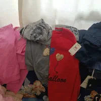 تعدادی لباس زمستانه بچه گانه