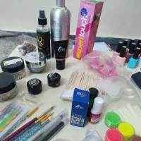 وسایل آموزش و کاشت ناخن|آرایشگاه و سالنهای زیبایی|اسلامشهر, مطهری|دیوار