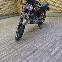 هوندا ۲۵۰ مدل والریو