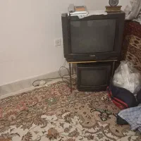 دو عدد تلویزیون سونی و صنام، ۱۴ و ۲۱ اینچ