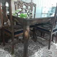 میز ناهار خوری قالی