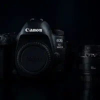 دوربین کانن 5d mark 4 و لنز 50 f 1.4 تمیز