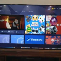 با سلام یک جفت باند میکرولب و یک تلویزیون 50اینچ