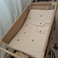 گهواره چوبی نوزاد