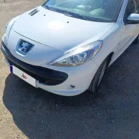 پژو 207it5 مدل 402 کارکرد 7500 دارای بیمه طلایی