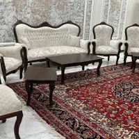 سرویس مبلمان ۹ نفره چوب گردو به همراه گنجه ست