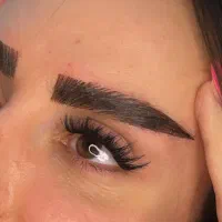 اکستنشن ابرو با مو طبیعی وکاشت مژه|خدمات آرایشگری و زیبایی|خرم‌آباد, |دیوار