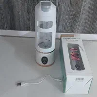 آبمیوه گیری شارژی کوچک