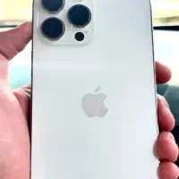 ۱۳ پرومکس سفید