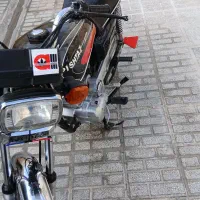 موتورهندا۱۲۵سالم و روپا