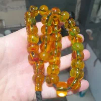 تسبیح کهربا پرچمی