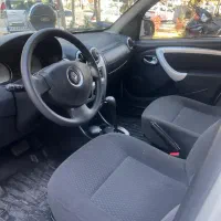 رنو ساندرو اتوماتیک سفید مدل ۹۶|خودرو سواری و وانت|اصفهان, فرح آباد|دیوار