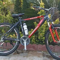 دوچرخه پلیس|دوچرخه، اسکیت، اسکوتر|چمستان, |دیوار