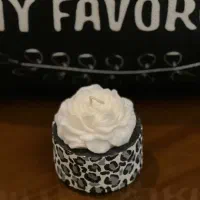 شمع آلاله به همراه جاشمعی پلنگی