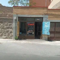 رهن و اجاره ۹۵ متری در کوی نور ولیعصر