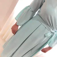 تعدادی لباس مجلسی