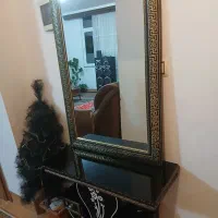آینه بلند و میز ال سیدی محکم