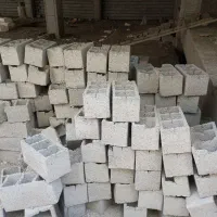 نیازمند اکیپ بلوک زن حرفه ای