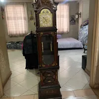 ساعت ایستاده در حد نو