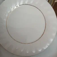 سرویس دورمشکی وسفیدساده لب طلایی