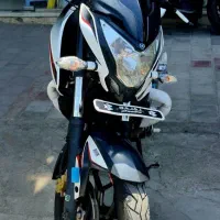 موتور ان اس 200