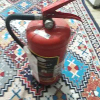 یکعدد کپسول آتش نشانی در حد نو تمیز