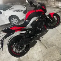 موتور ns250 دومینار