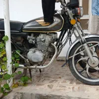 یکی ۱۲۵ یکی ۲۰۰ مدارک تکمیل|موتورسیکلت|چمستان, |دیوار