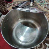 زودپز|ظروف پخت‌وپز|شوشتر, |دیوار