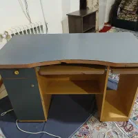 میز تحریر کامپیوتر