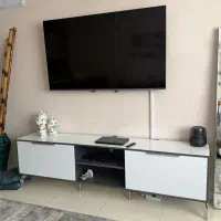 میز تلویزیون tv کاملا سالم