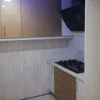 کابینت های گلاس کاملا سالم وتمیز|مصالح و تجهیزات ساختمان|چهارباغ, |دیوار