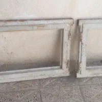 پنجره فلزی آهنی قدیمی