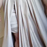 لباس مجلسی کرم رنگ|لباس|رباطکریم, رباطکریم|دیوار