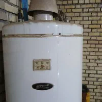 اب گرمکن لورچ