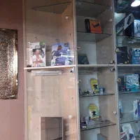 دکور و ویترین فروشگاه