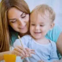 پرستار کودک در خانه