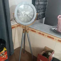 ساعت ایستاده یا سه پایه